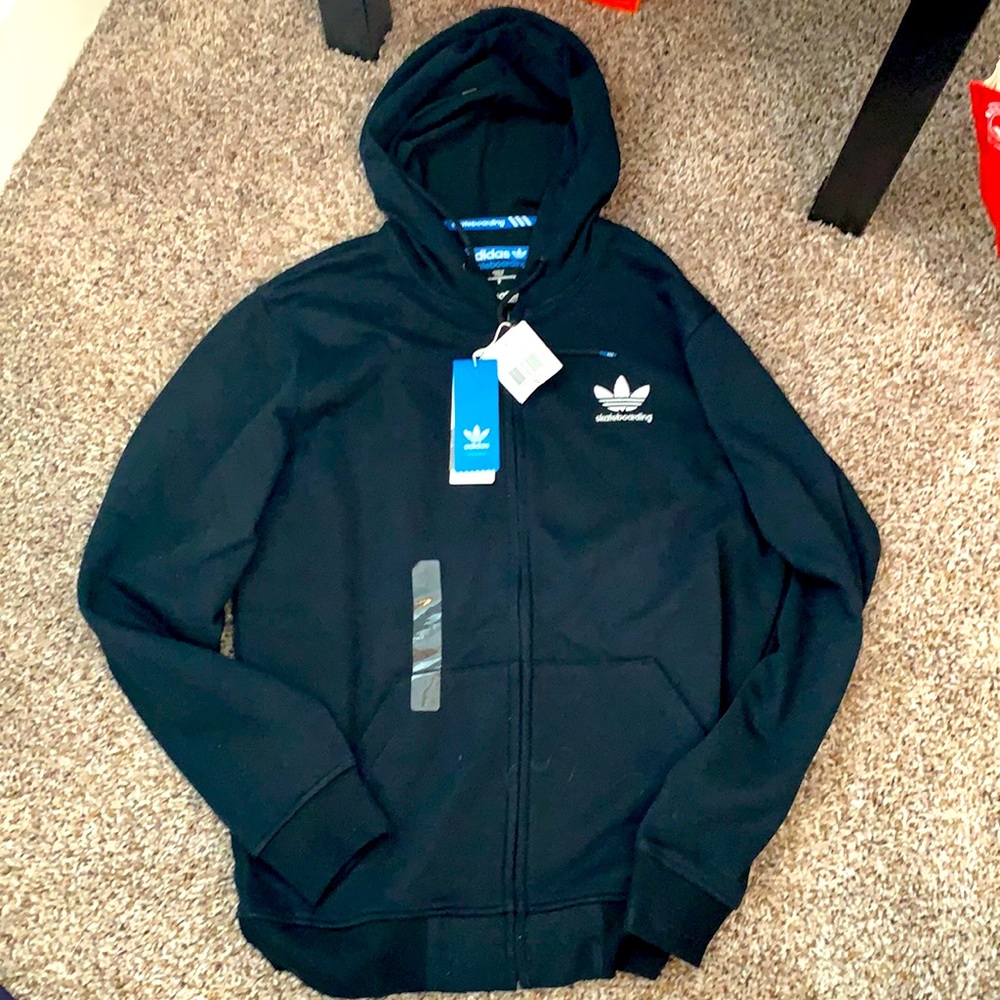 Adidas BNWT skateboarding hoodie